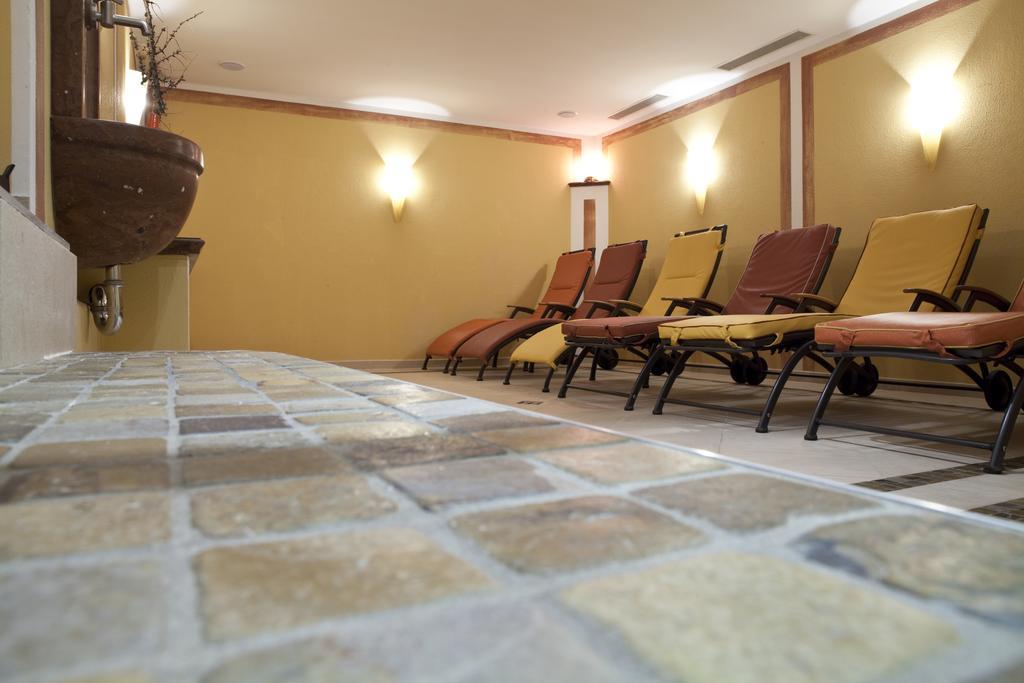 Hotel Burgschrofn Tux Luaran gambar